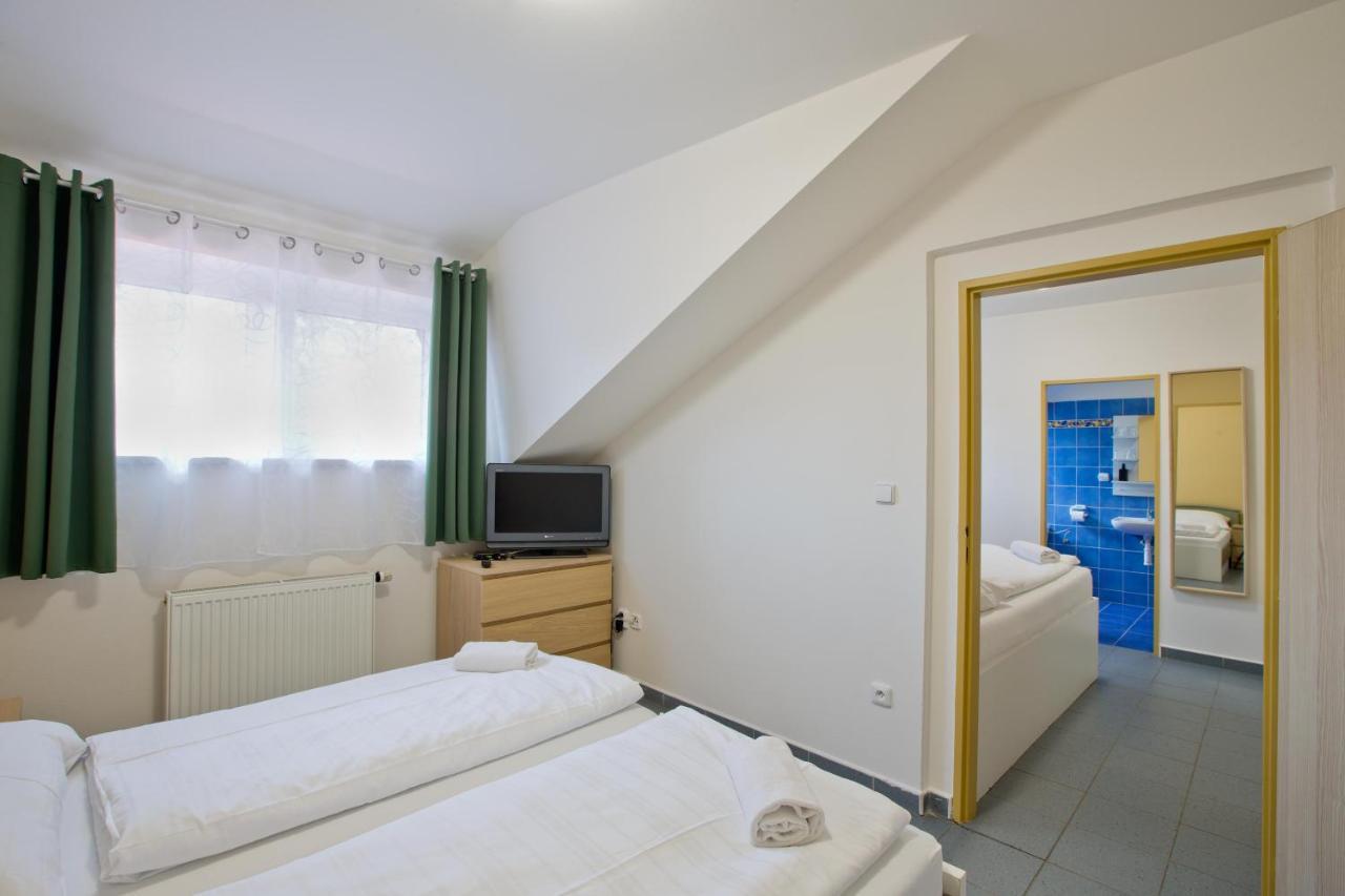 Sindlovska Krcma Hotel Ceske Budejovice Exterior photo